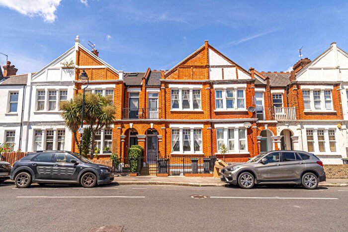 5 Bedroom Terraced House For Sale In Rathcoole Gardens, Crouch End, N8