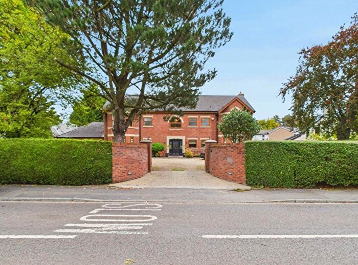 6 Bedroom Detached House For Sale In Moss Delph Lane, Aughton, L39