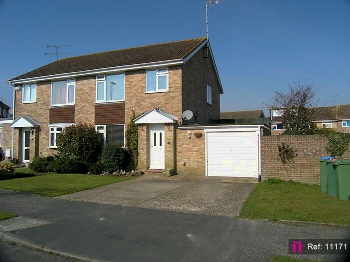 3 Bedroom Semi-Detached House To Rent In Truleigh Road, Steyning, BN44