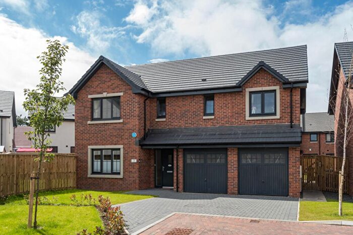 4 Bedroom Detached House For Sale In Gregory Road, Livingston, EH54