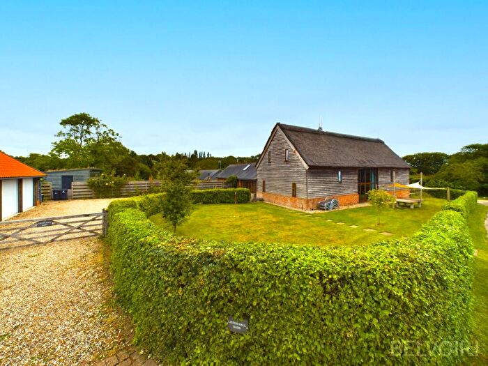 5 Bedroom Barn Conversion To Rent In Liston Hall Lane, Gosfield, Essex, CO9