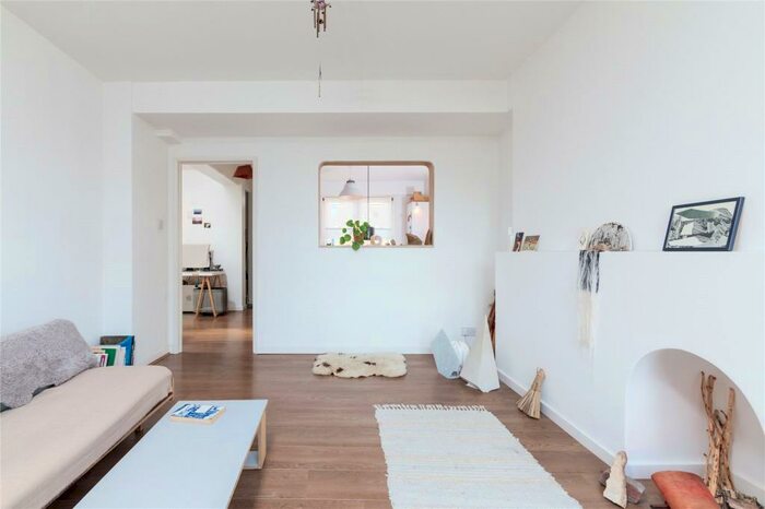 1 Bedroom Apartment To Rent In Approach Road, Bethnal Green, London, E2