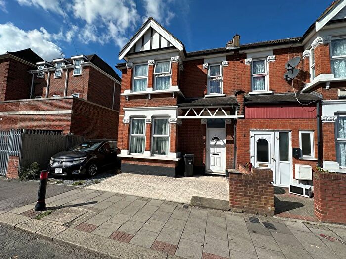 3 Bedroom Terraced House For Sale In Chadwell Heath Lane, Romford, RM6