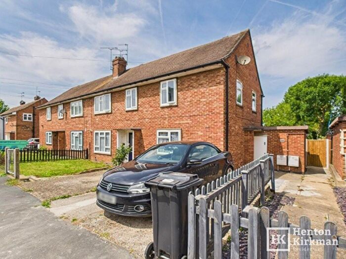 2 Bedroom Maisonette To Rent In Seven Acres, Wickford, Essex, SS11