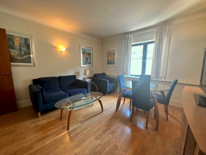 1 Bedroom Flat To Rent In West Block, County Hall Apartments, London, SE1