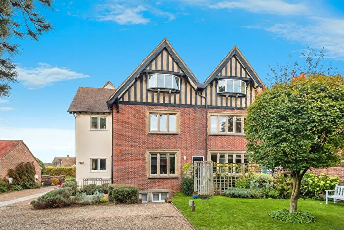 Studio For Sale In South Stoke Road, Woodcote, Reading, RG8