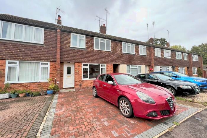 3 Bedroom Terraced House To Rent In Brookwood, GU24