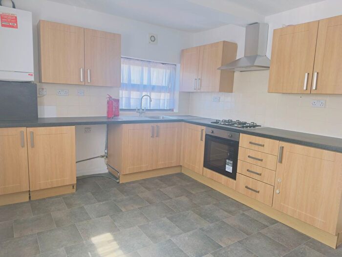2 Bedroom Flat To Rent In Ashley Road, London, E7