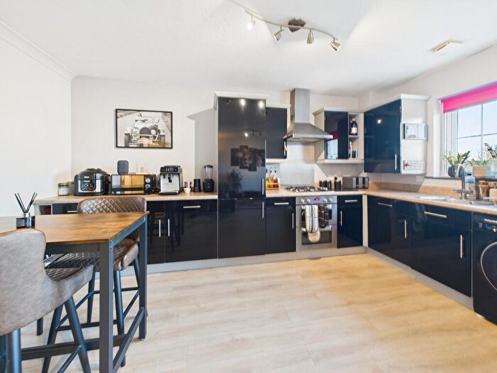 2 Bedroom Apartment For Sale In Ty Beaumaris, Cwrt Y Terfyn, CH4