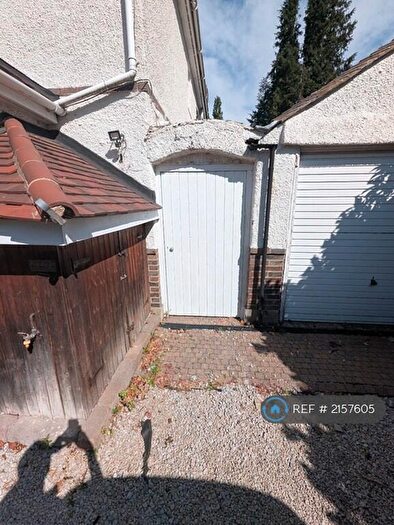 1 Bedroom Flat To Rent In Ballards Way, London, CR0
