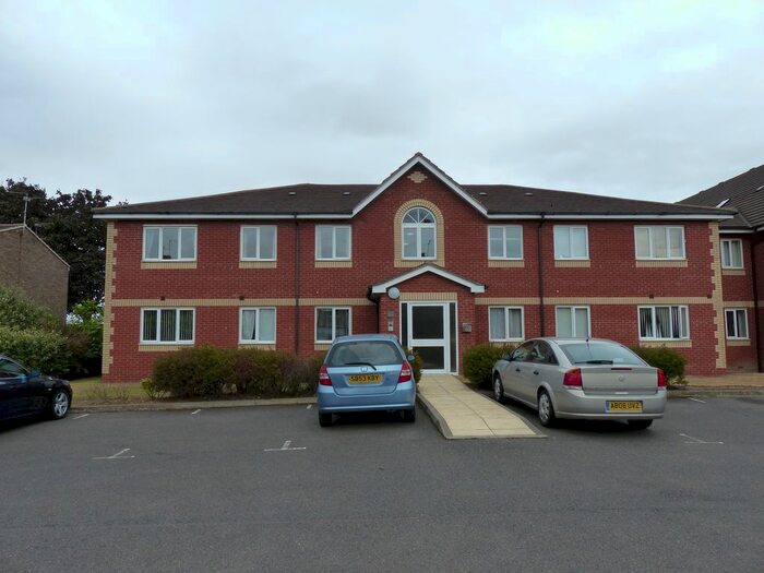 2 Bedroom Flat To Rent In Peterhouse Close, Peterborough, PE3