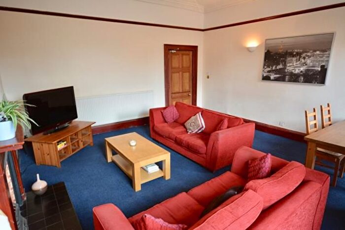 4 Bedroom Flat To Rent In King Street, Aberdeen, AB24