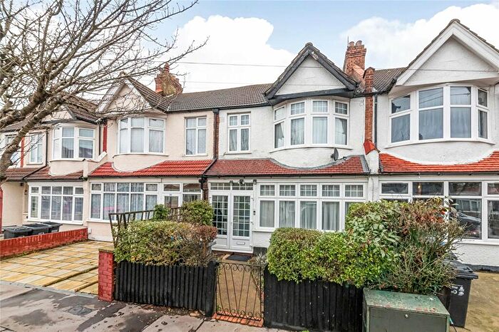 3 Bedroom Terraced House For Sale In Mayfield Road, Thornton Heath, CR7