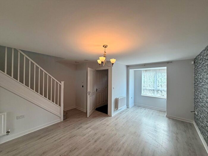 3 Bedroom Semi Detached House To Rent In Norton Farm Road, Bristol, BS10