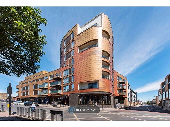 2 Bedroom Flat To Rent In Chamberlayne Road, London, NW10