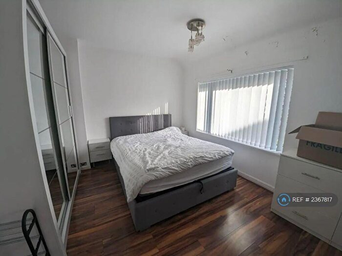 2 Bedroom Semi-Detached House To Rent In Hollyhock Road, Birmingham, B27