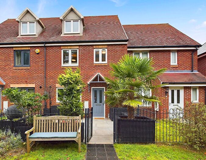 4 Bedroom House For Sale In Scholars Rise, Stokenchurch, Buckinghamshire, HP14