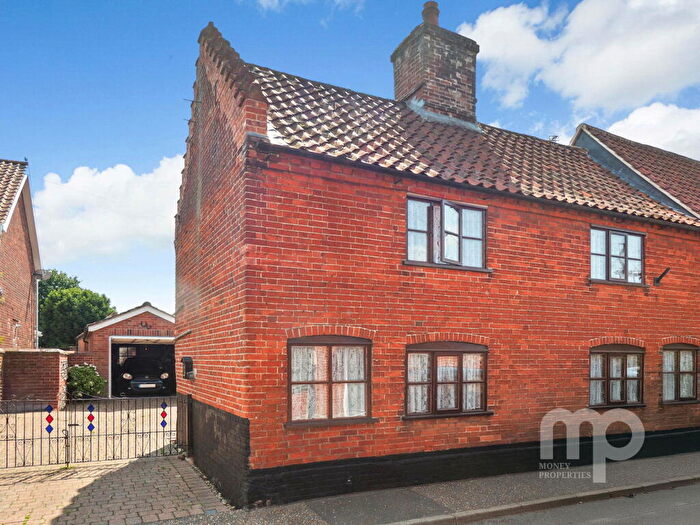 3 Bedroom End Of Terrace House For Sale In Pople Street, Wymondham, NR18