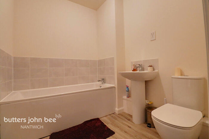 2 Bedroom Apartment For Sale In Reaseheath Way, Nantwich, CW5 - Photo 12