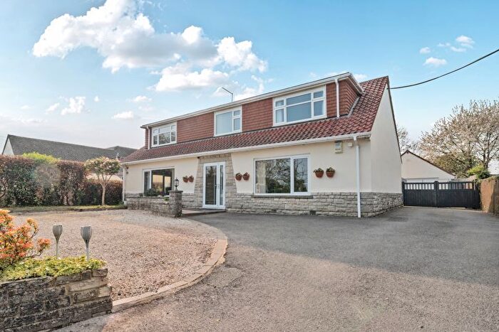 5 Bedroom Detached House For Sale In Hampreston, Wimborne, Dorset, BH21