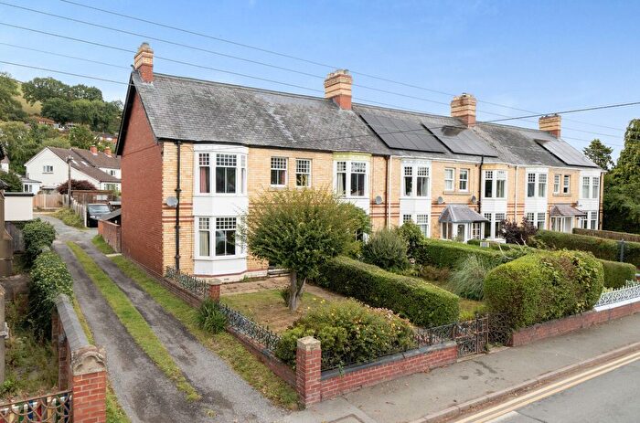 4 Bedroom End Of Terrace House For Sale In Milford Road, Newtown, Powys, SY16