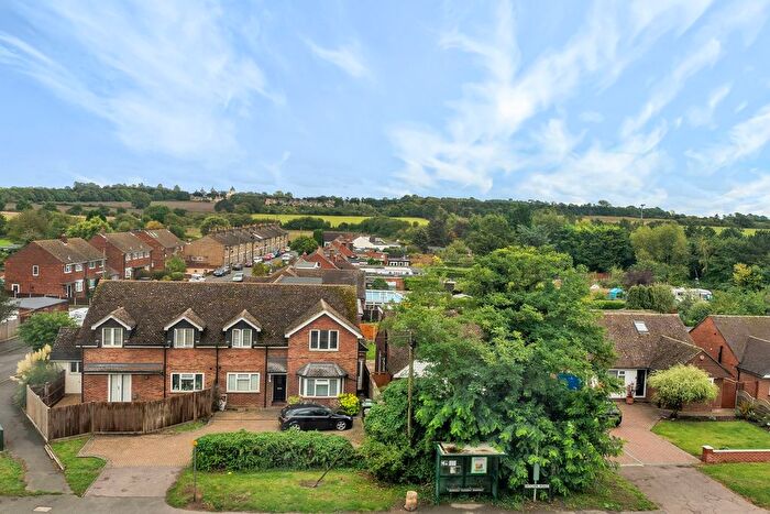 2 Bedroom Flat For Sale In Hitchin Road, Arlesey, SG15