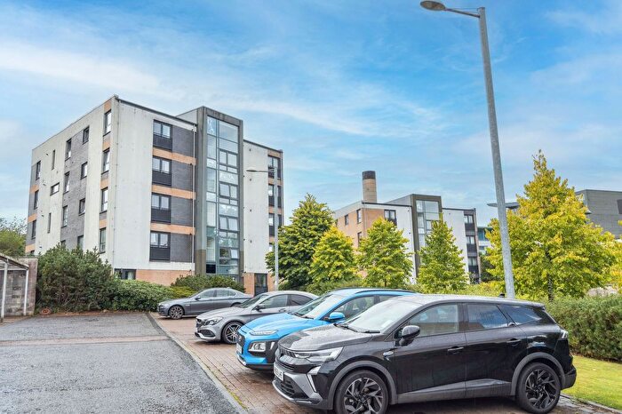 2 Bedroom Flat For Sale In Firpark Close, Dennistoun, G31