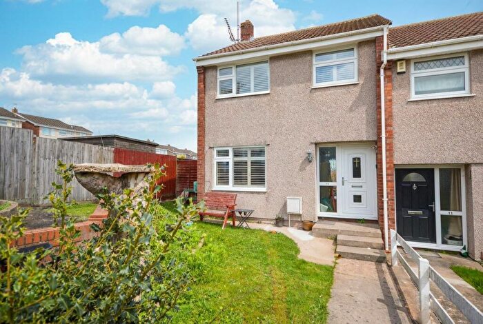 3 Bedroom End Of Terrace House For Sale In Glebe Walk, Keynsham, Bristol, BS31
