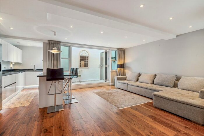 3 Bedroom Flat To Rent In Barkston Gardens, London, SW5