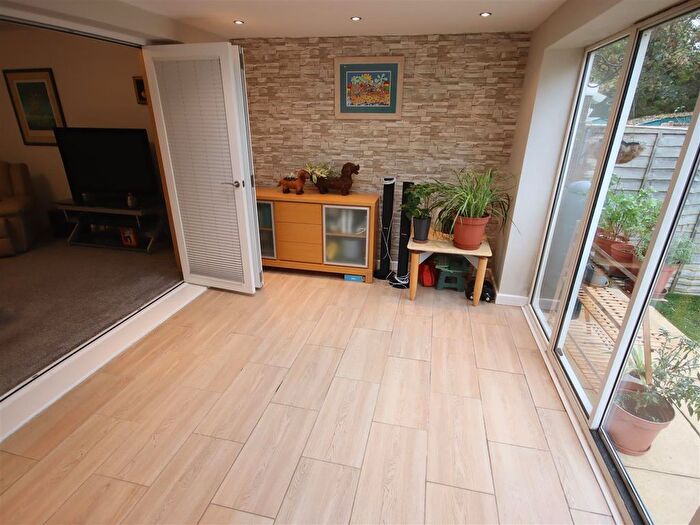 3 Bedroom Terraced House For Sale In Southmead, Chippenham, SN14