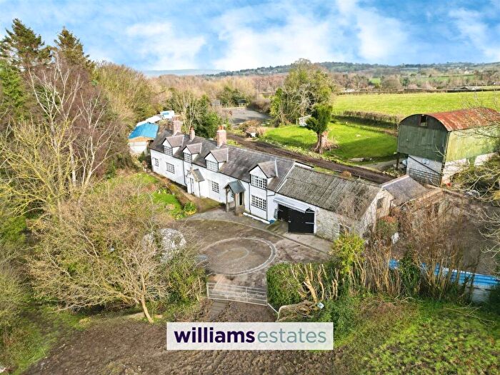 4 Bedroom Detached House For Sale In Fachallt Road, Whitford, CH8