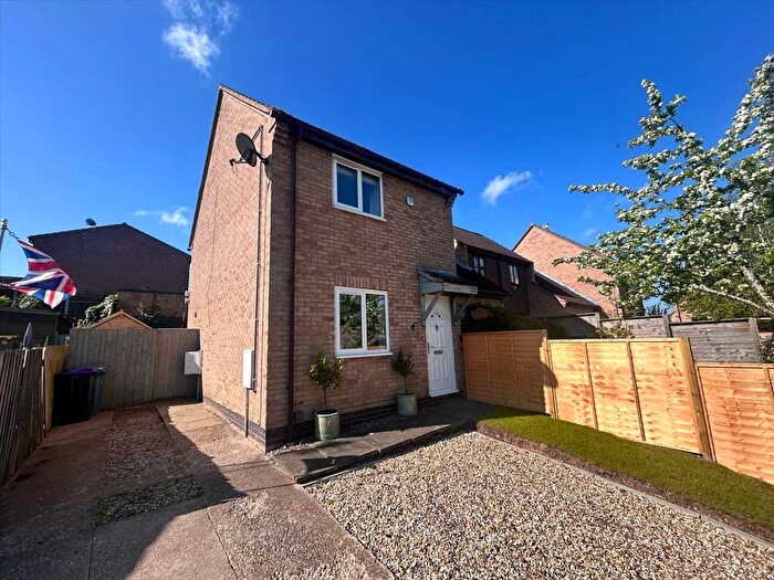 2 Bedroom End Of Terrace House For Sale In Spinney Road, Keyworth, Nottingham, NG12