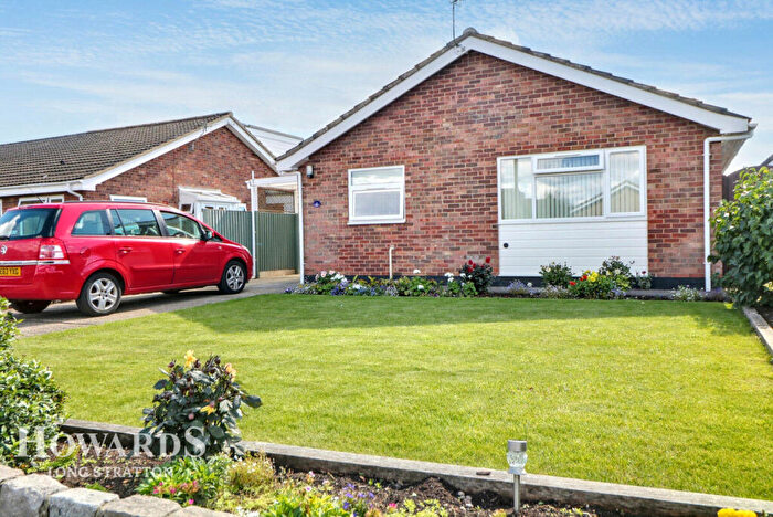 2 Bedroom Detached Bungalow For Sale In Willow Close, Long Stratton, NR15
