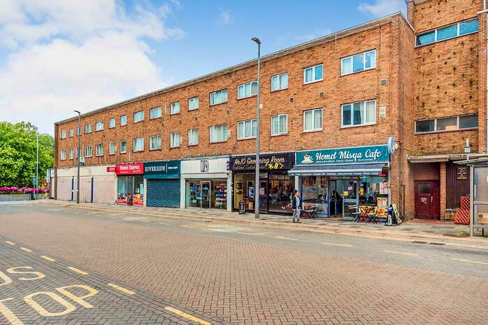 3 Bedroom Flat To Rent In Bridge Street, Hemel Hempstead, Hertfordshire, HP1