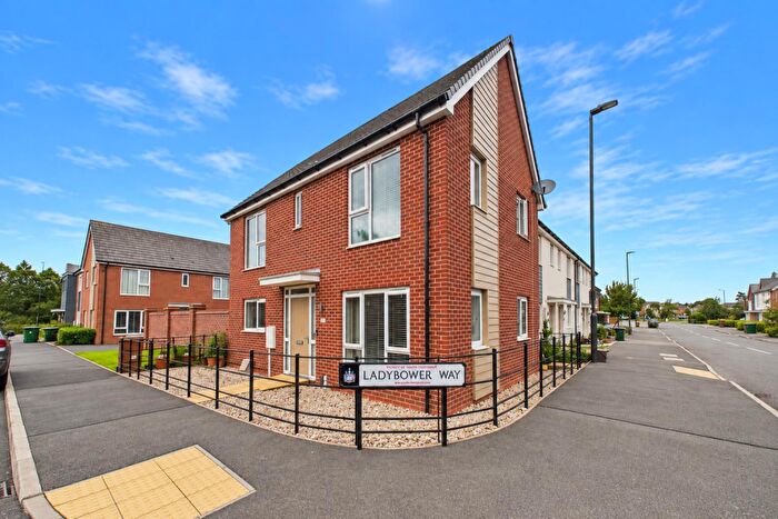 3 Bedroom Detached House For Sale In Ladybower Way, Hilton, Derby, DE65