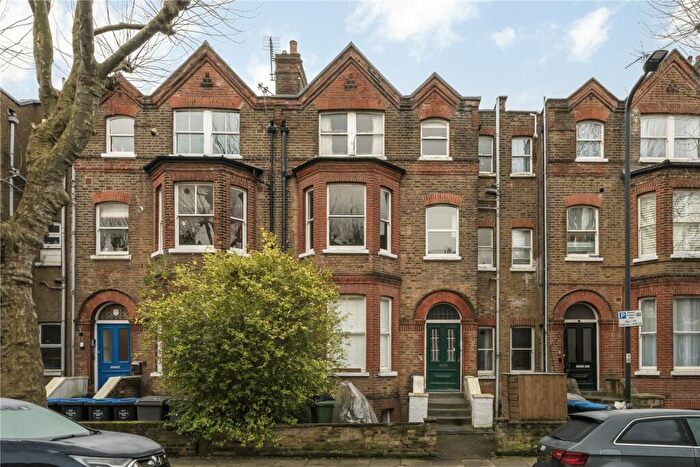 2 Bedroom Apartment To Rent In Brondesbury Villas, London, NW6