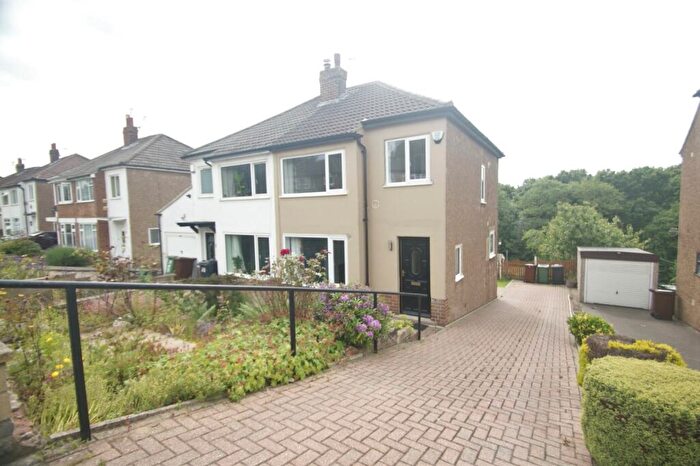 3 Bedroom Semi-Detached House To Rent In Woodhill Road, Leeds, West Yorkshire, LS16