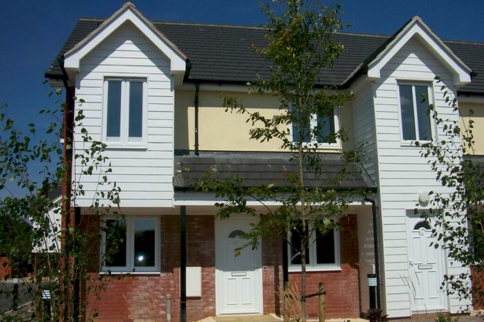 2 Bedroom Flat To Rent In Sproughton Road, Ipswich, IP1