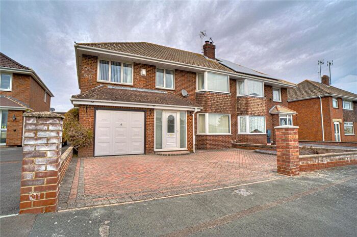 4 Bedroom Semi-Detached House For Sale In Salcombe Grove, Old Walcot, Swindon, Wiltshire, SN3