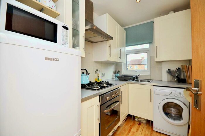 1 Bedroom Flat To Rent In Wyvenhoe Road, South Harrow, Harrow, HA2