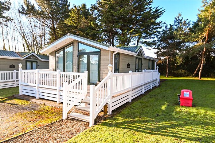 2 Bedroom Park Home For Sale In Shorefield, Shorefield Country Park, Downton, Hampshire, SO41