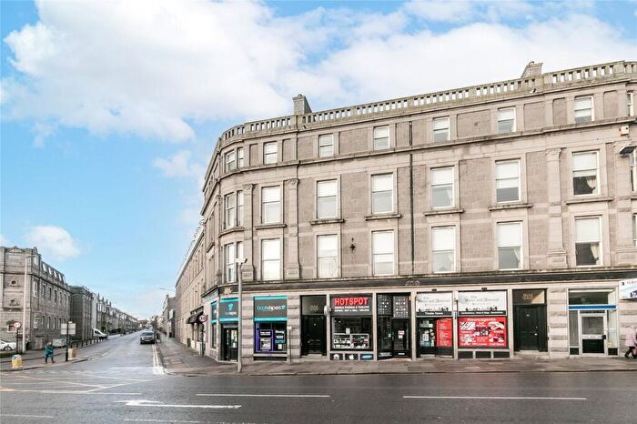 2 Bedroom Flat To Rent In Holburn Street, Aberdeen, AB10