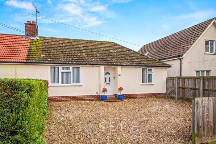 2 Bedroom Semi-Detached Bungalow For Sale In Dobbs Lane, Kesgrave, IP5