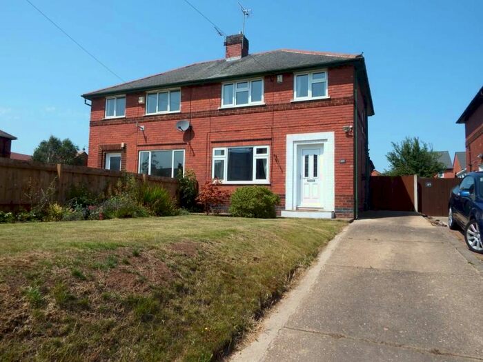 3 Bedroom Semi-Detached House To Rent In Papplewick Lane, Hucknall, Nottingham NG15