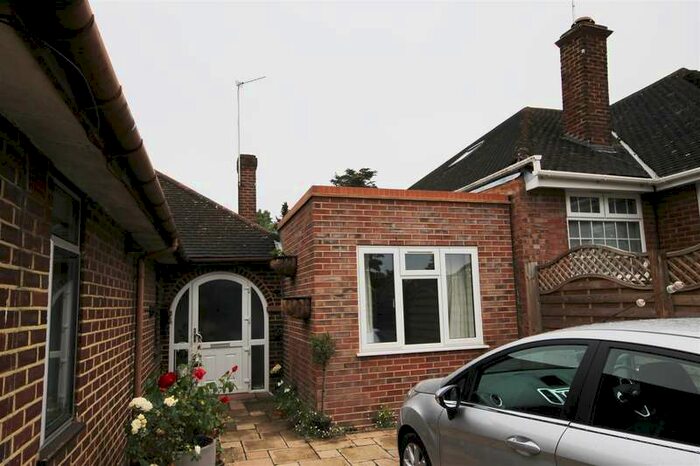 1 Bedroom Studio Flat To Rent In Theobald Street, Radlett, WD7