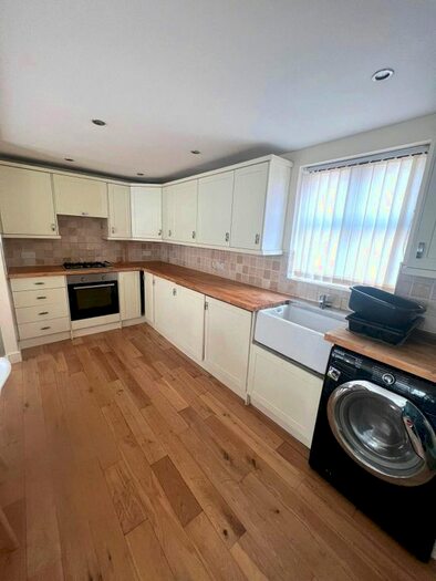 3 Bedroom Terraced House To Rent In Upper Hampton Street, Liverpool, Merseyside, L8