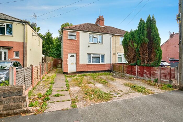 3 Bedroom Semi-Detached House For Sale In Yardley Street, Wednesbury, WS10