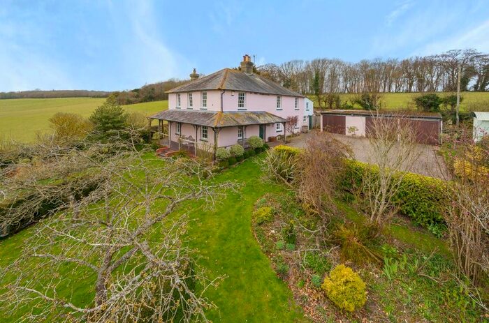 6 Bedroom Detached House For Sale In Dully Hill, Doddington, Sittingbourne, ME9