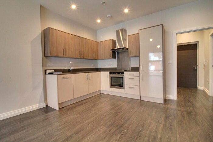 2 Bedroom Apartment To Rent In Lion Court, Warstone Lane, Jewellery Quarter, B18