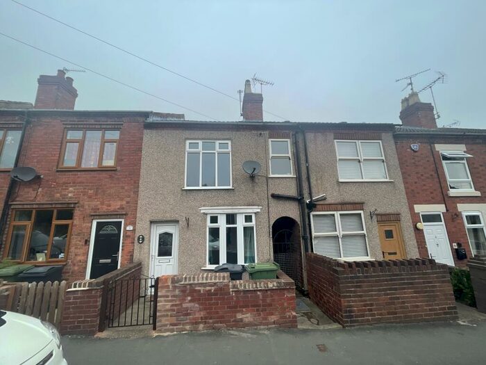 3 Bedroom House To Rent In Northern Road, Heanor, DE75